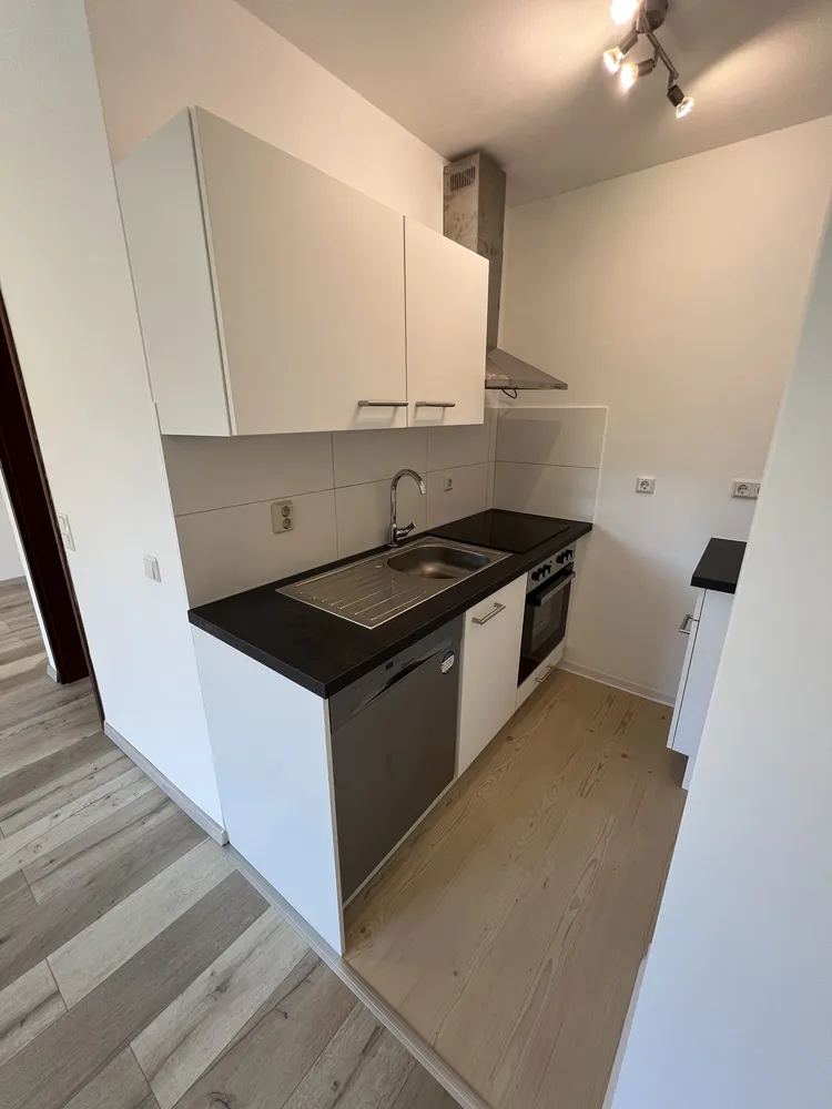 1 Zimmer Wohnung mit 32 m² in Saarbrücken – Bild 5