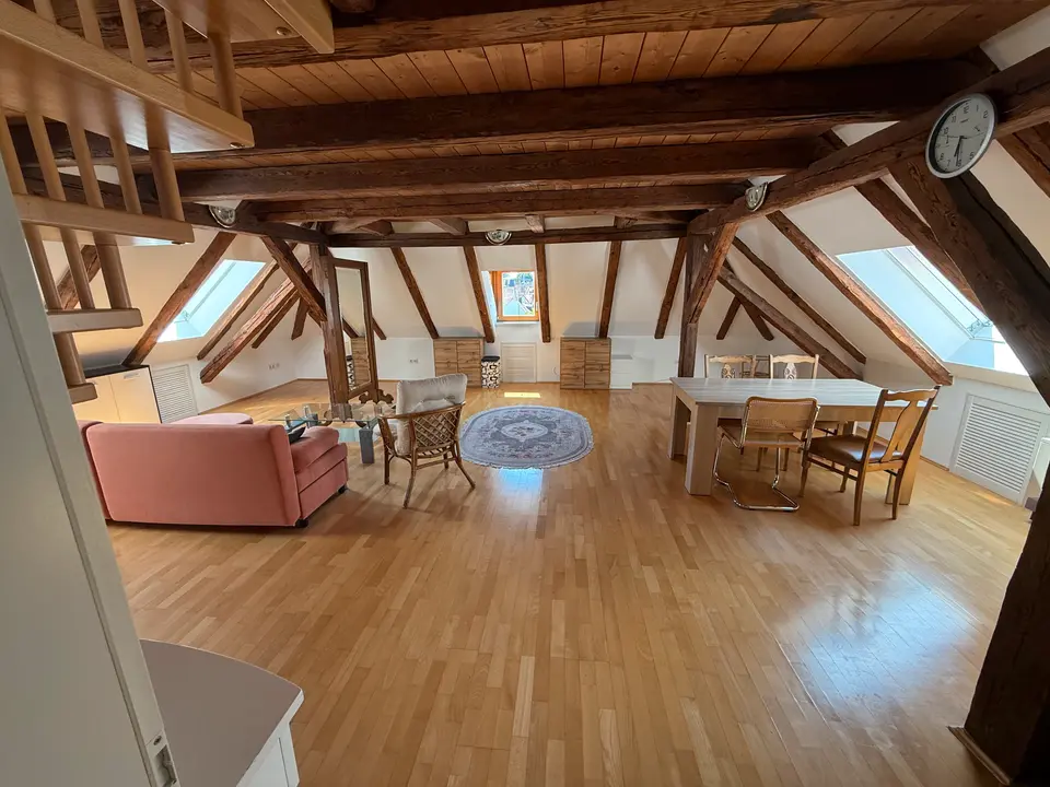 2 Zimmer Wohnung mit 65 m² in Amberg – Bild 2