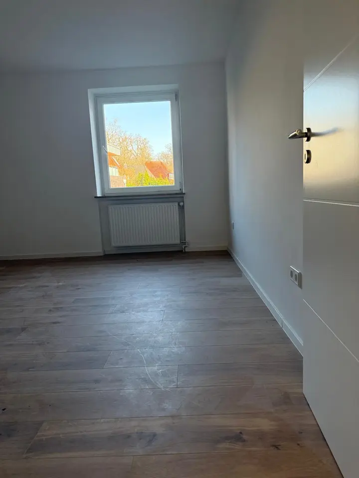 3 Zimmer Wohnung mit 100 m² in Oldenburg – Bild 2