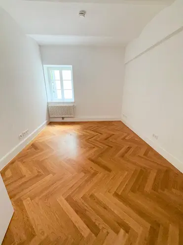 5 Zimmer Wohnung mit 254 m² in Augsburg – Bild 7