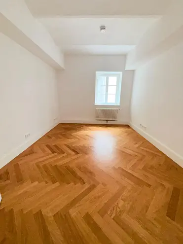 5 Zimmer Wohnung mit 254 m² in Augsburg – Bild 8