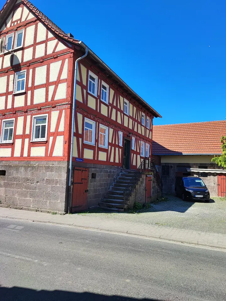 6 Zimmer Haus mit 150 m² in Marburg – Bild 2