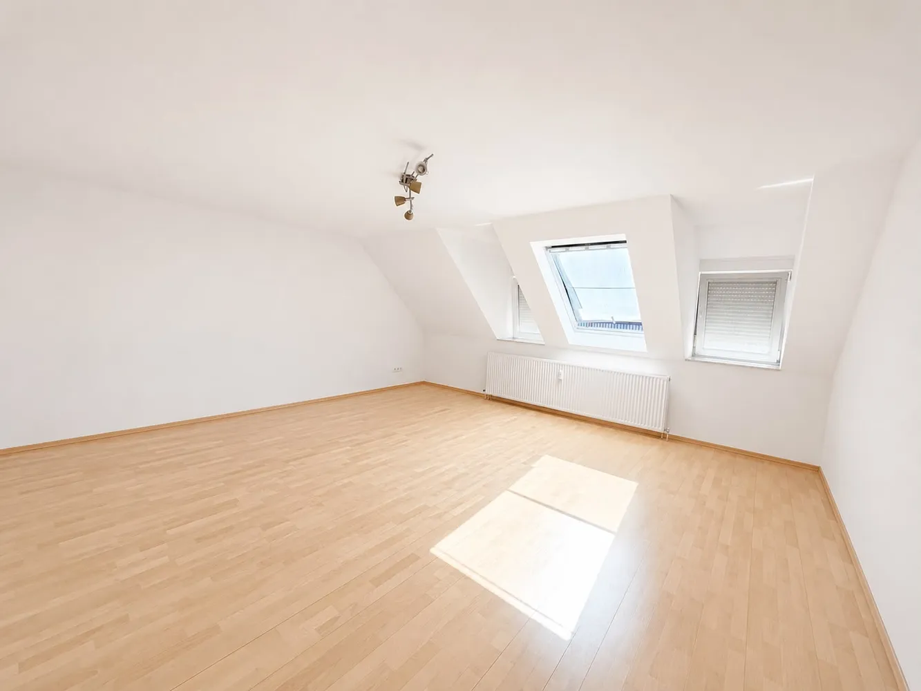 4 Zimmer Wohnung mit 106 m² in Heilbronn – Bild 2
