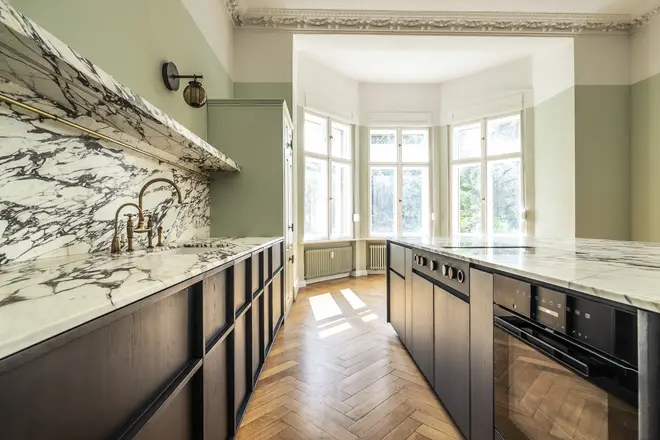 5 Zimmer Wohnung mit 260 m² in Potsdam – Bild 7