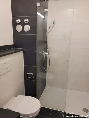 1 Zimmer Wohnung mit 27 m² in Freiburg im Breisgau – Bild 9