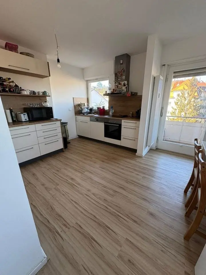 9 Zimmer Haus mit 280 m² in Stuttgart – Bild 3