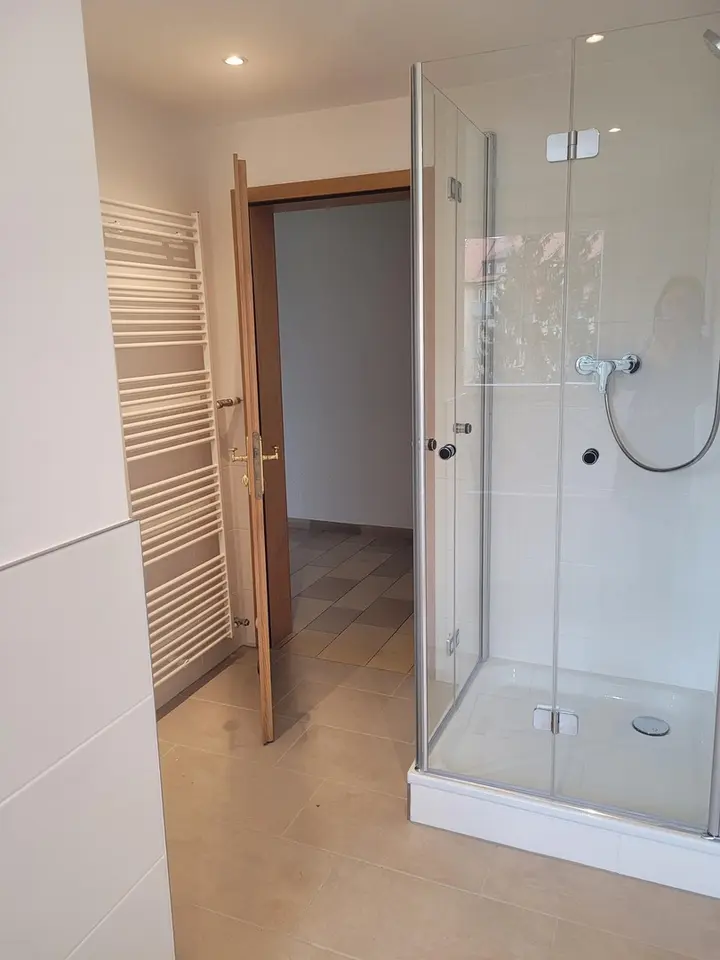 9 Zimmer Haus mit 280 m² in Stuttgart – Bild 9