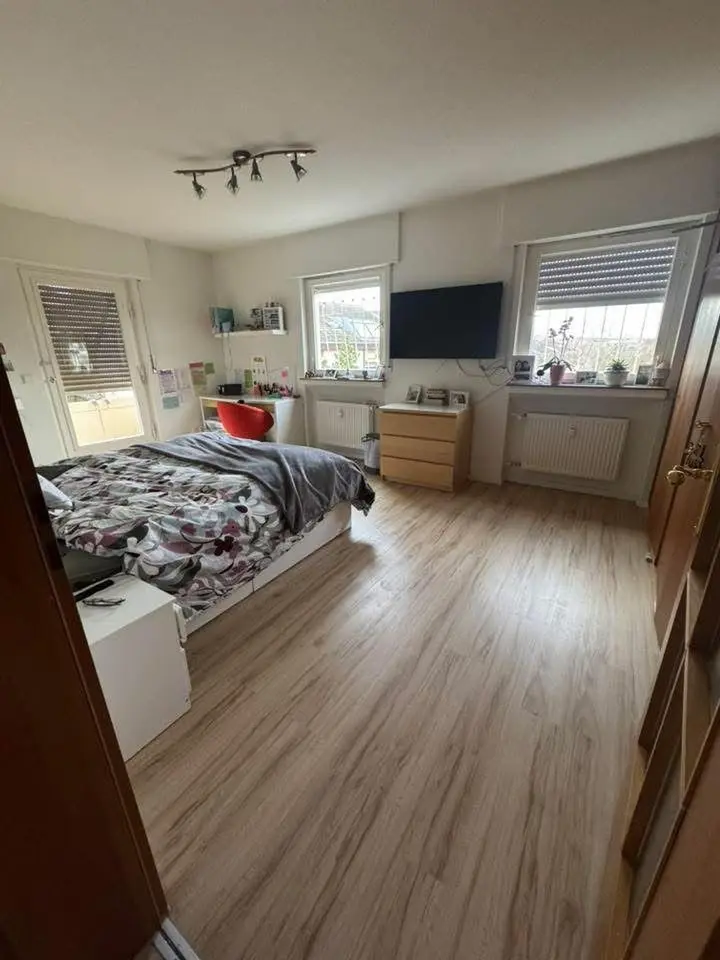 9 Zimmer Haus mit 280 m² in Stuttgart – Bild 10