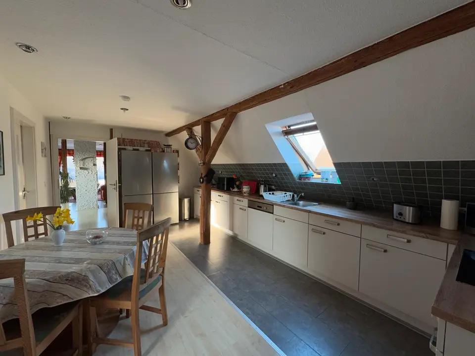 3 Zimmer Wohnung mit 95 m² in Schwerin – Bild 3