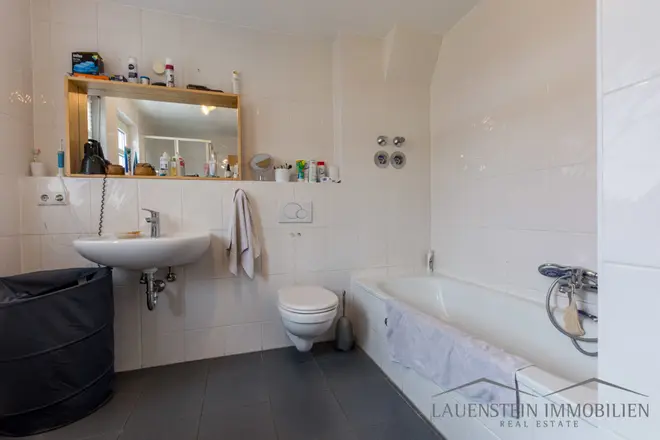4 Zimmer Wohnung mit 105 m² in Wiesbaden – Bild 11