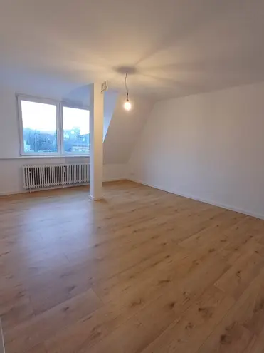 3 Zimmer Wohnung mit 90 m² in Kiel – Bild 1
