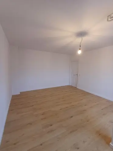 3 Zimmer Wohnung mit 90 m² in Kiel – Bild 3