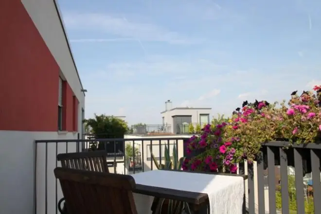 2 Zimmer Wohnung mit 83 m² in Frankfurt am Main – Bild 8
