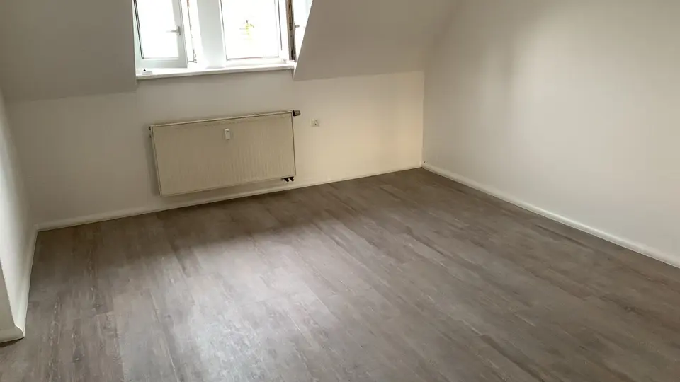 4 Zimmer Wohnung mit 119 m² in Erfurt – Bild 2
