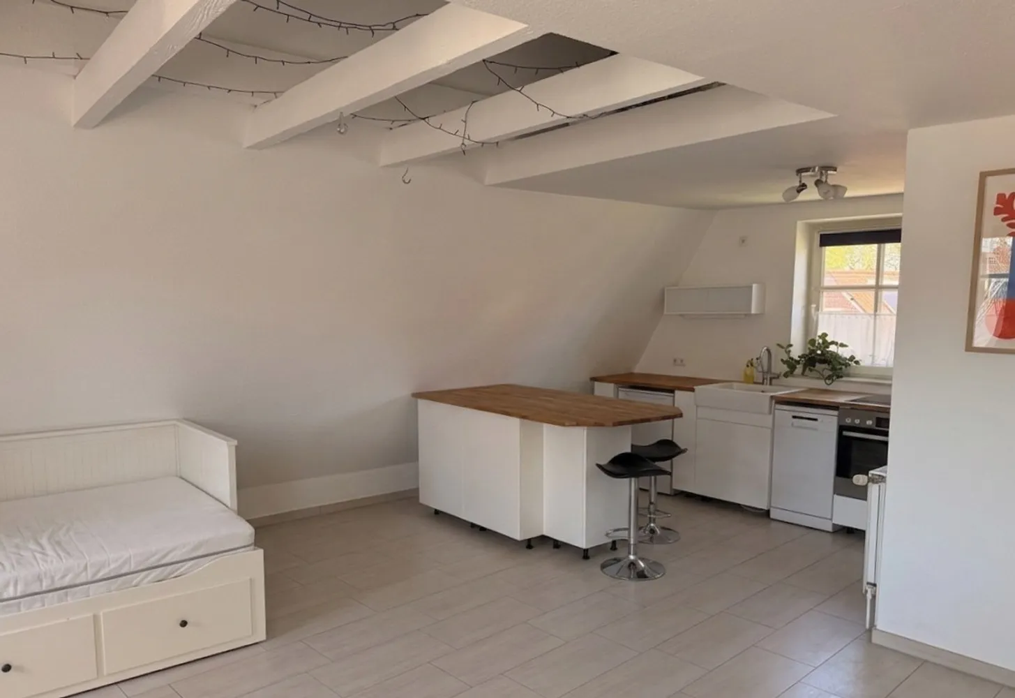 1 Zimmer Wohnung mit 34 m² in Emden – Bild 1