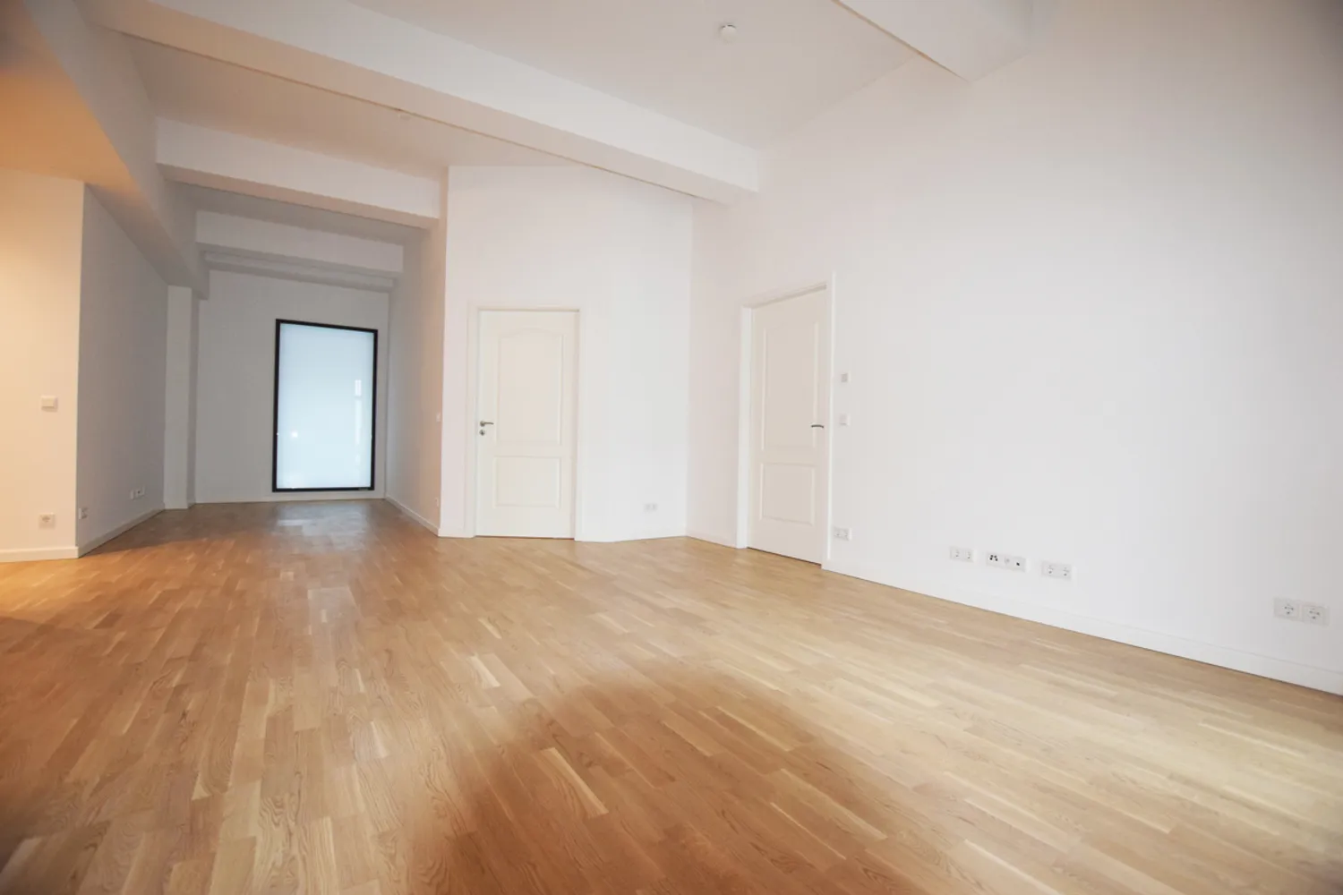 4 Zimmer Wohnung mit 146 m² in Frankfurt am Main – Bild 4