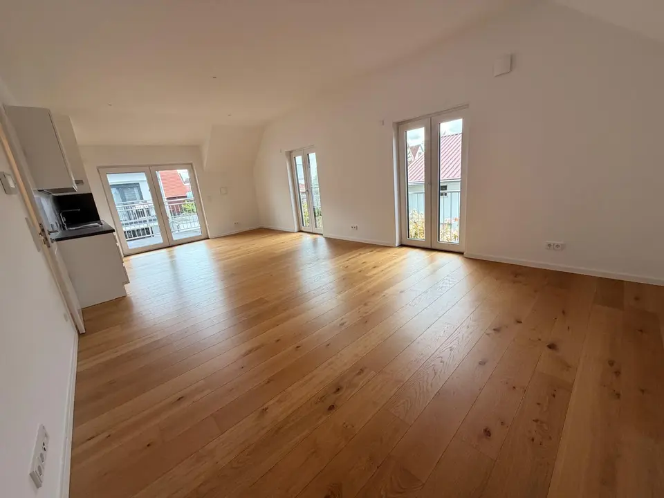 4 Zimmer Wohnung mit 130 m² in Mörfelden-Walldorf – Bild 1