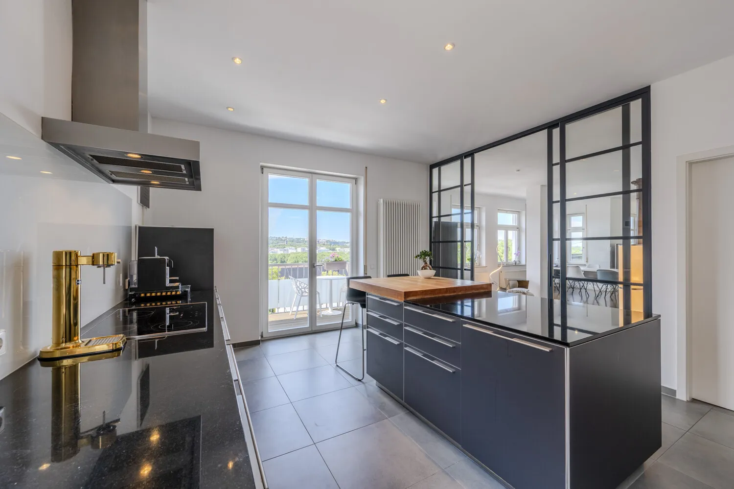 4 Zimmer Wohnung mit 154 m² in Stuttgart – Bild 11