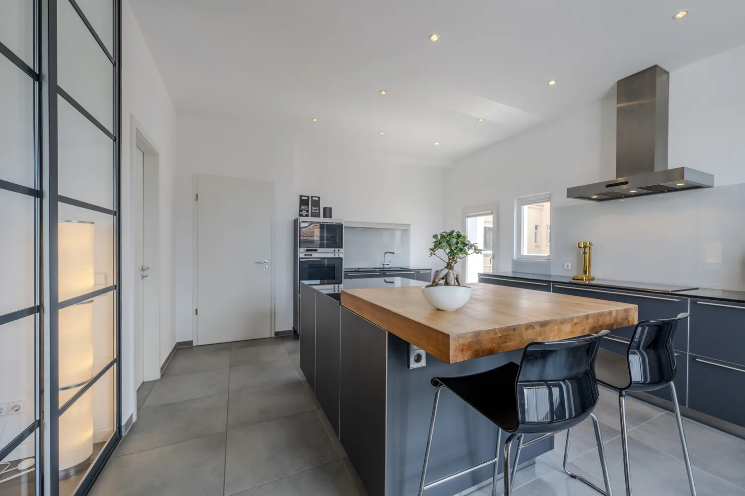 4 Zimmer Wohnung mit 154 m² in Stuttgart – Bild 9