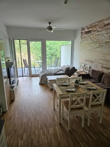 2 Zimmer Wohnung mit 72 m² in Saarbrücken – Bild 2