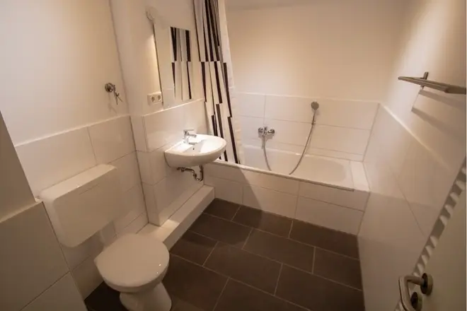 2 Zimmer Wohnung mit 76 m² in Bremen – Bild 2