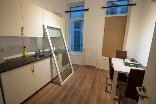 2 Zimmer Wohnung mit 76 m² in Bremen – Bild 3