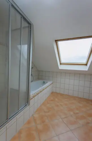 3 Zimmer Wohnung mit 81 m² in Augsburg – Bild 3