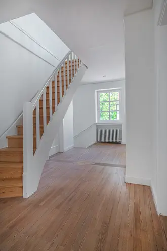 6 Zimmer Haus mit 325 m² in München – Bild 9