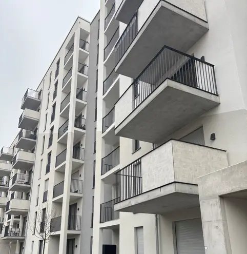 4 Zimmer Wohnung mit 117 m² in Frankfurt am Main – Bild 1
