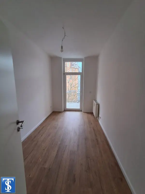 4 Zimmer Wohnung mit 104 m² in Plauen – Bild 1