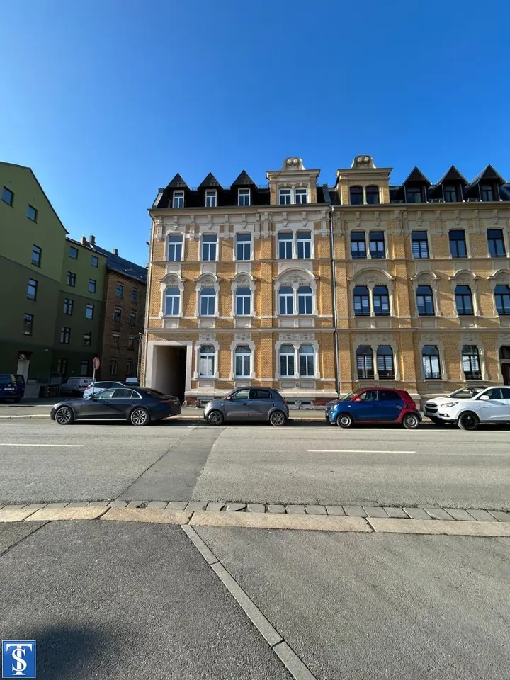 4 Zimmer Wohnung mit 104 m² in Plauen – Bild 2