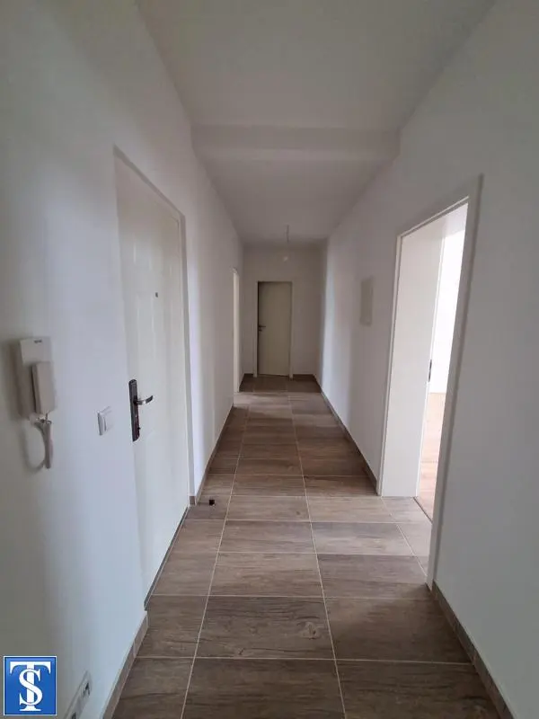 4 Zimmer Wohnung mit 104 m² in Plauen – Bild 8