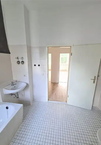 2 Zimmer Wohnung mit 59 m² in Chemnitz – Bild 2