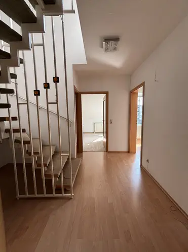 3 Zimmer Wohnung mit 74 m² in Saarbrücken – Bild 2