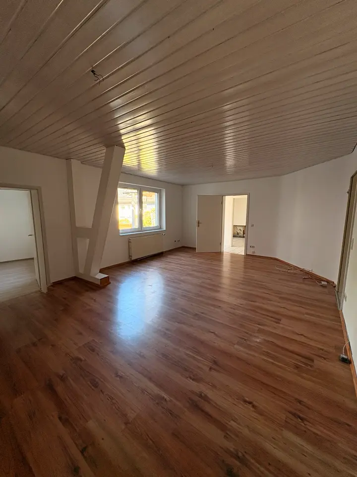 4 Zimmer Wohnung mit 118 m² in Wolfsburg – Bild 1