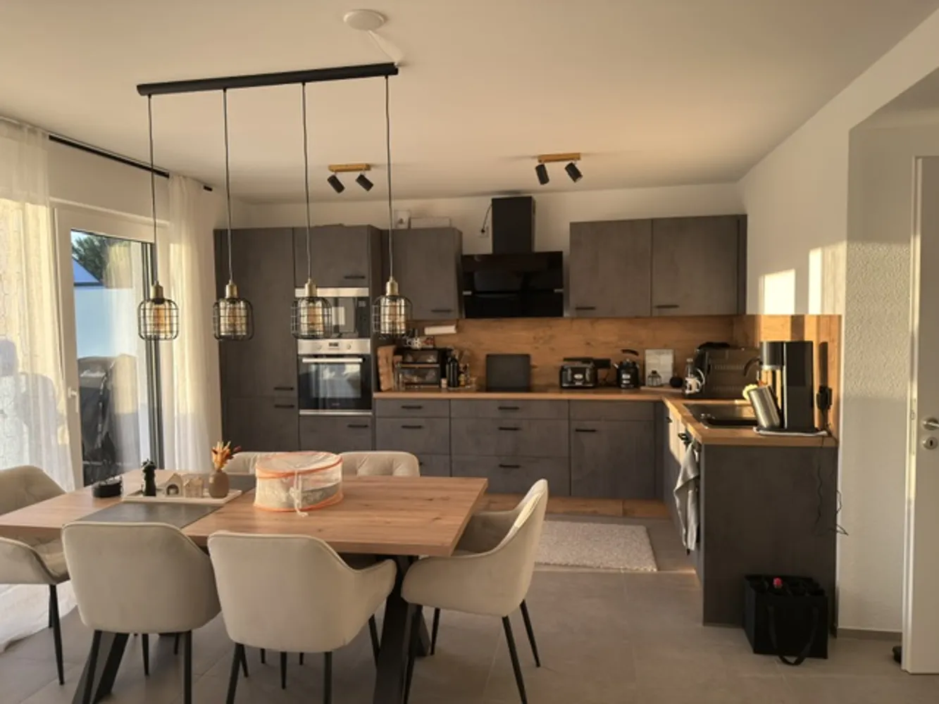 3 Zimmer Wohnung mit 92 m² in Leverkusen – Bild 2