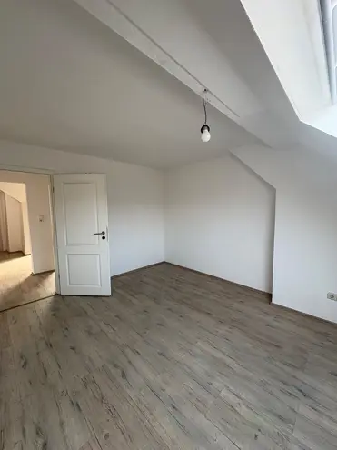 6 Zimmer Wohnung mit 110 m² in Paderborn – Bild 9