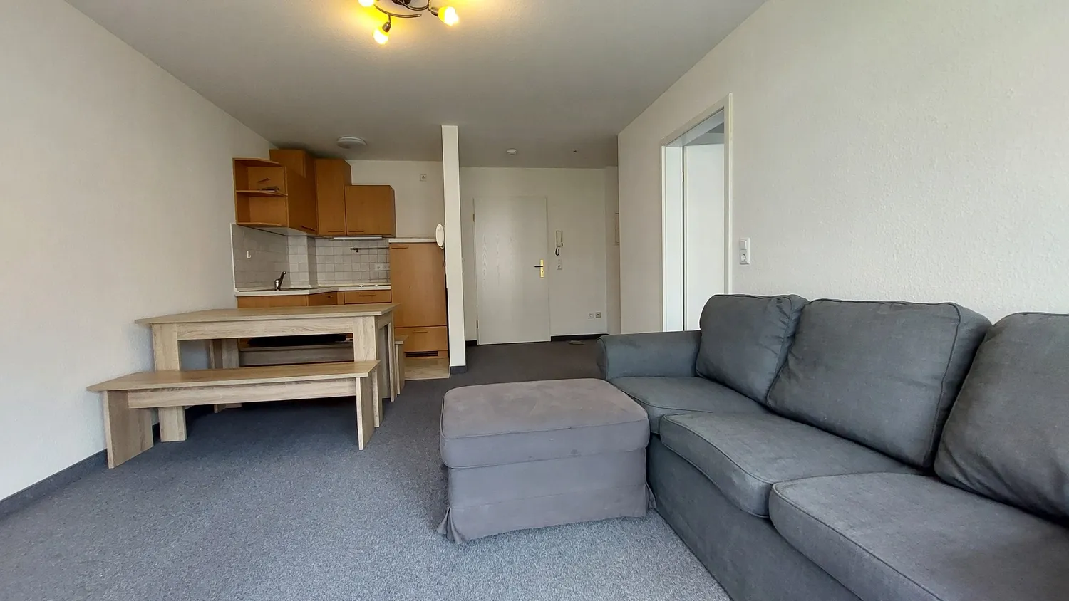 2 Zimmer Wohnung mit 42 m² in Plauen – Bild 1