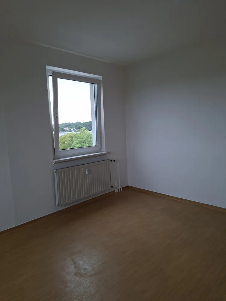 2 Zimmer Wohnung mit 49 m² in Neubrandenburg – Bild 4