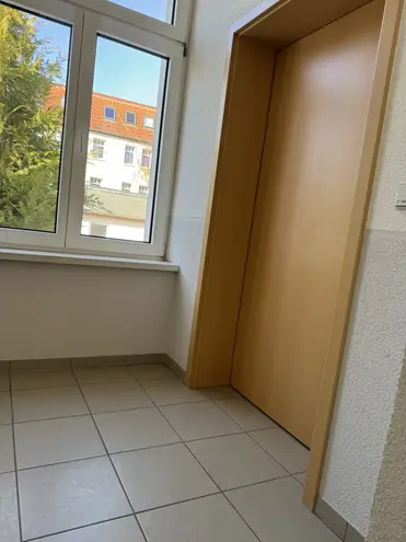3 Zimmer Wohnung mit 76 m² in Magdeburg – Bild 2