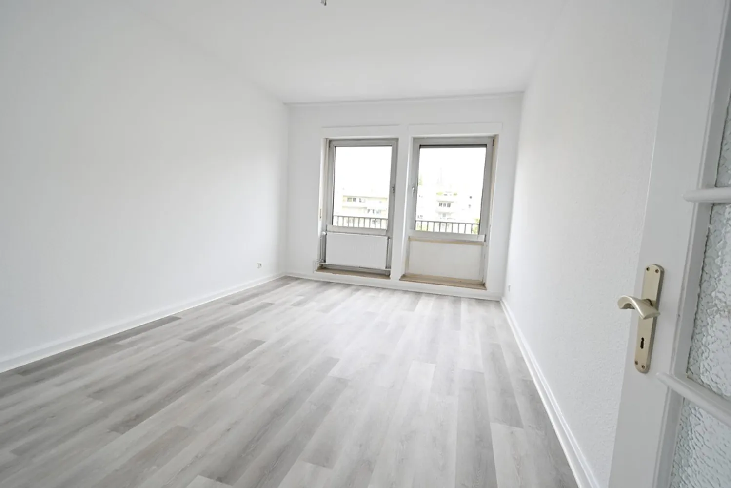 2 Zimmer Wohnung mit 64 m² in Krefeld – Bild 1