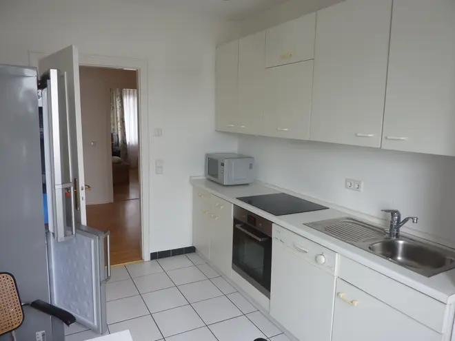 2 Zimmer Wohnung mit 87 m² in Düsseldorf – Bild 10