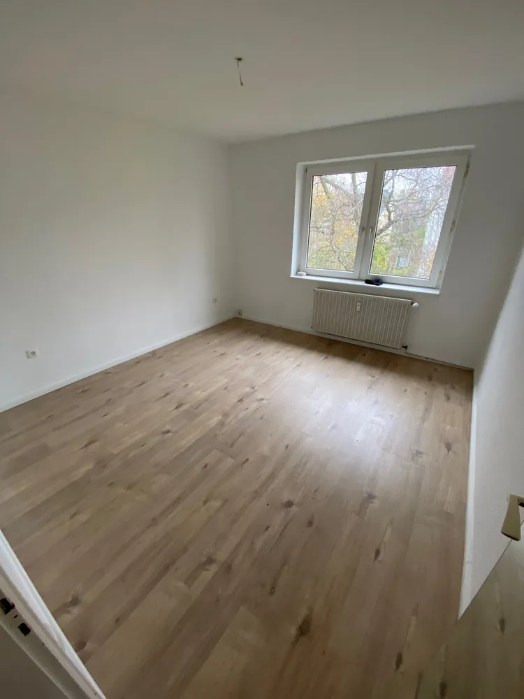 2 Zimmer Wohnung mit 70 m² in Oberhausen – Bild 4