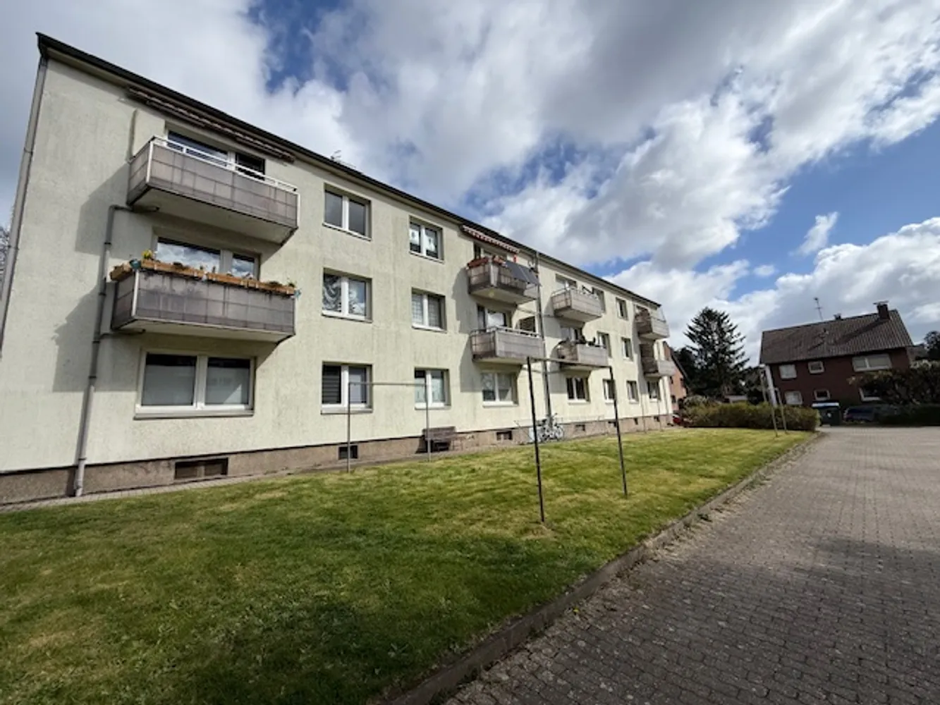 2 Zimmer Wohnung mit 70 m² in Oberhausen – Bild 8