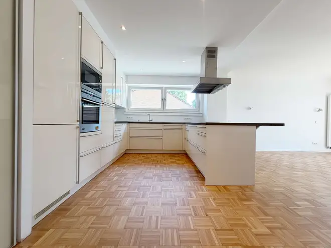 4 Zimmer Wohnung mit 170 m² in Köln – Bild 11