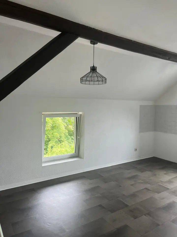 6 Zimmer Haus mit 130 m² in Weimar – Bild 1