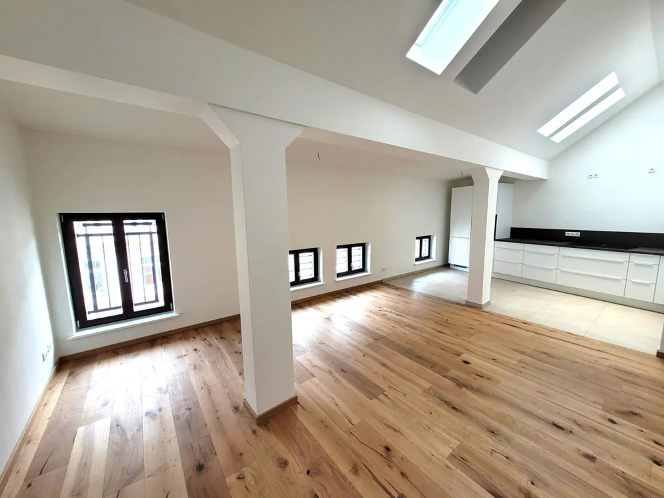 2 Zimmer Wohnung mit 72 m² in Halle (Saale) – Bild 1