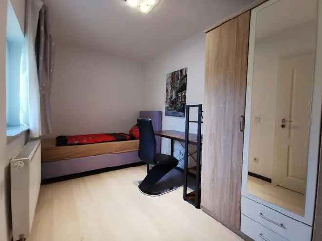 WG-Zimmer mit 10 m² in Köln – Bild 1