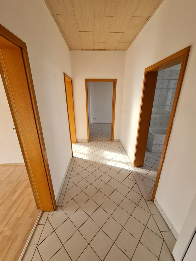 5 Zimmer Wohnung mit 125 m² in Zwickau – Bild 6