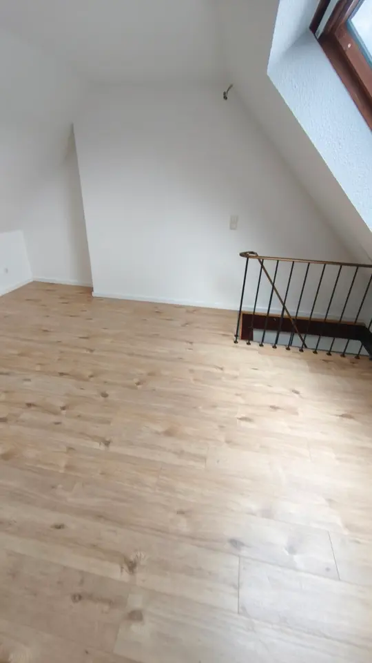 3 Zimmer Wohnung mit 70 m² in Wilhelmshaven – Bild 3